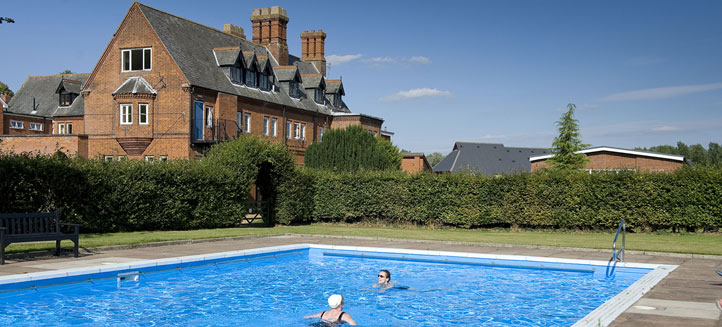 Latest prices on short breaks this summer