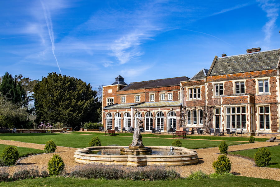 High Leigh on a sunny Summer's day with blue sky and a shot of the fountain.